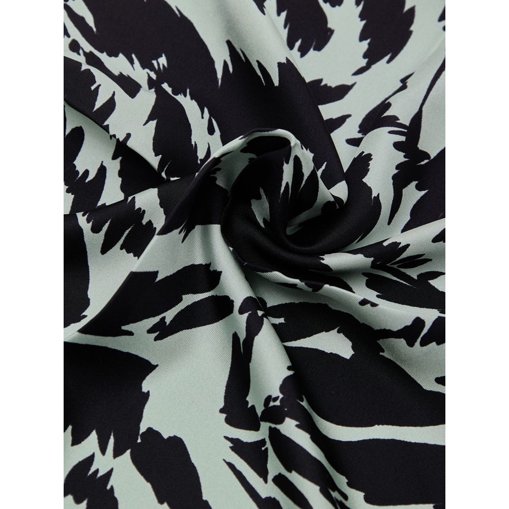 Tom Ford Gray Silk Pocket Square - Image 4